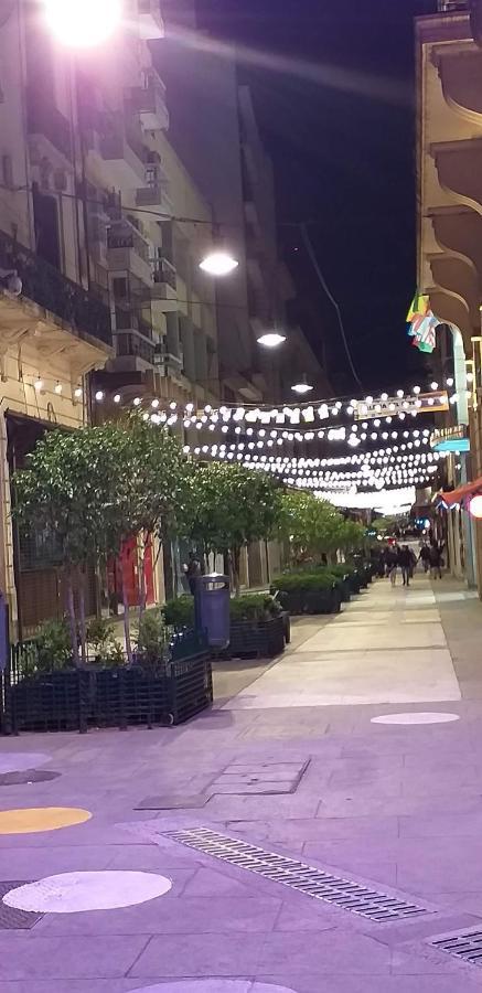 Ferienwohnung Centrico Y Espacioso Monoambiente Con Cocina Buenos Aires Exterior foto